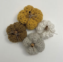 Load image into Gallery viewer, Crochet Pumpkin
